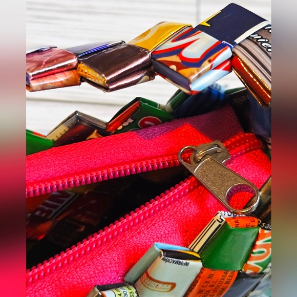 Candy Wrapper Purse - Picture 7 of 11